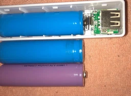 Портативний зовнішній акумулятор брелок UKC Unis Fire 1200 mAh White фото від покупців 6