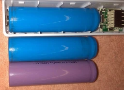 Портативний зовнішній акумулятор брелок UKC Unis Fire 1200 mAh White фото від покупців 3