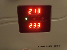 Стабілізатор REAL-EL STAB SLIM-1000, white (EL122400007) фото від покупців 19