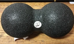 Масажний м'ячик подвійний EasyFit DuoBall 8x17 см чорний (EPP-м'яч для МФР і йоги, м'ячик-масажер для спини, ніг, рук, шиї) фото від покупців 2