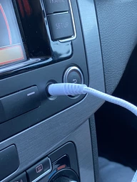 Кабель Xqisit Audio Cable 3.5 mm to 3.5 mm White (4029948026954)