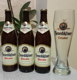 Подарочный набор пива Benediktiner Weissbier светлое нефильтрованное 5.4% 0.5 л х 3 шт + бокал (4052197000468) фото от покупателей 2