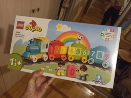 Конструктор LEGO Потяг із цифрами – вчимося рахувати (10954) фото від покупців 9