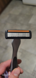 Бритва без змінних катриджів BIC Flex 4 (3086123394780) фото від покупців 2