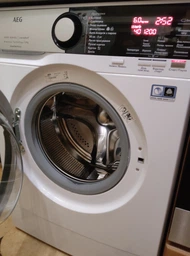 Пральна машина вузька AEG L6SE26SUE