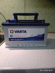 Автомобильный аккумулятор Varta Blue Dynamic 95А Ев (-/+) G3 (800EN) (595402080) фото от покупателей 11