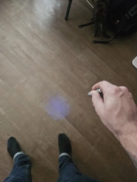 Игрушка Trixie Лазерная указка LED «Catch the Light» для кошек, 8 см (алюминий) фото от покупателей 2