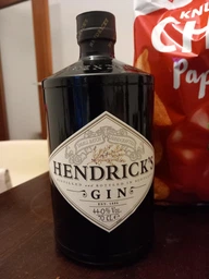Джин Hendricks 0.7 л 41.4% (5010327755014)