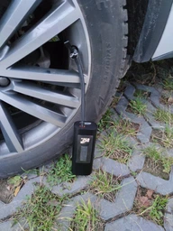 Автокомпресор портативний автомобільний компресор для авто підкачки шин і коліс автомобіля мотоцикла велосипеда акумуляторний з функцією Power bank автокомпресори на акумуляторі в машину мото вело компресори SBTR
