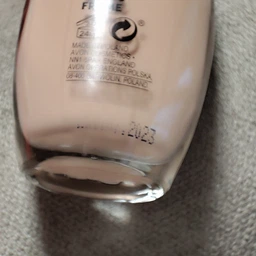 Матуючий тональний крем для обличчя Avon 30мл Спокійне сяйво, Avon True WARMEST BEIGE