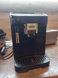Кофемашина DELONGHI Magnifica Evo ECAM290.21.B фото от покупателей 5