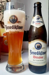 Подарочный набор пива Benediktiner Weissbier светлое нефильтрованное 5.4% 0.5 л х 3 шт + бокал (4052197000468)