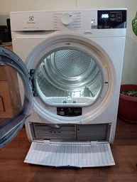 Сушильная машина Electrolux EW6D283YU фото от покупателей 2