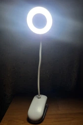 Настольная LED лампа 4200К на прищепке кольцевая с аккумулятором 2000 mAh Clip Lamp белая (CL-18544)
