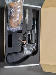 Револьвер флобера Zbroia Profi-4.5" Чорний / Дерево (Z20.7.1.009) фото від покупців 4