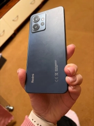 Мобільний телефон Xiaomi Redmi Note 12 8/256GB Onyx Gray (998678) фото від покупців 18