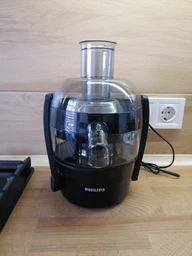 Соковыжималка центробежная PHILIPS Viva Collection HR1832/00 фото от покупателей 15