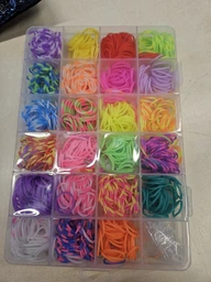 Набор резинок для плетения браслетов Fashion Loom Bands, 1500 шт, 23 цвета с аксессуарами фото от покупателей 2
