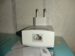 Комплект адаптеров PowerLine TP-LINK TL-PA4010 KIT AV600