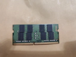 Ноутбучная оперативная память Samsung DDR4 8GB 2133MHz SO-DIMM 2Rx8 PC4-2133P (M471A1G43DB0-CPB) фото от покупателей 2