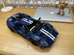Конструктор LEGO Technic Ford GT 2022 1468 деталей (42154) фото від покупців 17