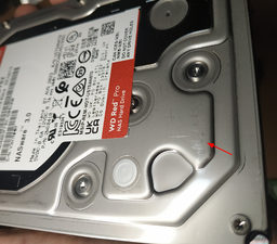 Жесткий диск 3,5″ 8TB WD Red Pro (WD8003FFBX) фото от покупателей 6