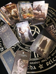 Карты Таро руническое - Runic Tarot. Lo Scarabeo