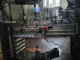 Видеокарта GIGABYTE GeForce RTX 4070 WINDFORCE OC 12G (GV-N4070WF3OC-12GD) фото от покупателей 3