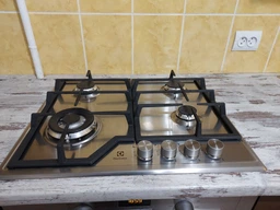 Варочная поверхность газовая Electrolux EGS6436SX фото от покупателей 8
