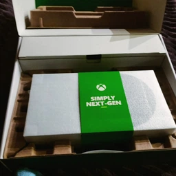 Microsoft Xbox Series S 512Gb + GTA V Premium Edition (русские субтитры) + The Witcher 3: Wild Hunt Complete Edition (русская версия)