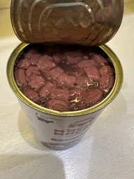 Упаковка полноценного корма для взрослых кошек М'ясна Миска кусочки в соусе мясное ассорти 4 x 415 г (4820255192567) фото от покупателей 8
