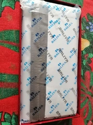 Женский кожаный кошелек из натуральной кожи горизонтальный двойного сложения с монетницей и отделами для карт, оранжевый 62561 фото от покупателей 3
