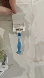 Пластиковый держатель для бритвы на стену KM-Japan Razor Holder 833 (Белый) фото от покупателей 2