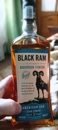Виски Black Ram Bourbon Cask Finish 0.5 л 40% (3800032050618) фото от покупателей 10