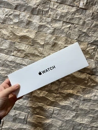 Смарт-годинник Apple Watch SE (2023) GPS 40mm Starlight Aluminium Case with Starlight Sport Band - M/L (MR9V3QP/A) фото від покупців 14