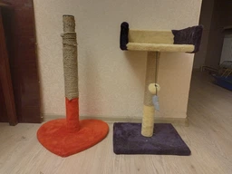 Когтеточка Pet Goods "Пушистик" столбик с диваном (джут) шоколад с бежевым 30х33х50 см (4820216672015) фото от покупателей 6