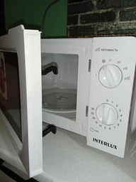 Мікрохвильова піч INTERLUX IMWO-9920SB фото від покупців 3