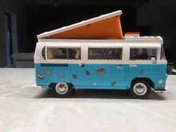 Конструктор LEGO ICONS Фургон Volkswagen T2 Camper 2207 деталей (10279) фото от покупателей 2