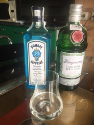 Джин Bombay Sapphire 1 л 40% (7640175745554)