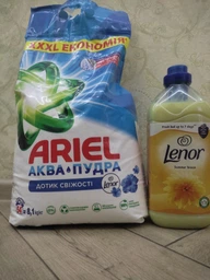 Пральний порошок Ariel Аква-Пудра Touch of Lenor 8.1 кг (8006540536827) фото від покупців 13