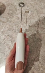 Электрический вспениватель молока Капучинатор Lecot 1501 Milk Frother Чёрно-белый фото от покупателей 5