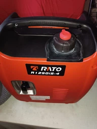 Бензиновый генератор Rato, инверторный, 1.1 кВт, 1ф, ручной старт, R1250IS 4 фото от покупателей 4