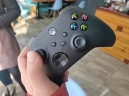 Беспроводной геймпад Microsoft Xbox Wireless Controller + USB Type-C кабель (1V8-00002) фото от покупателей 11