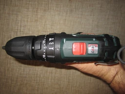 Акумуляторний ударний шуруповерт Metabo SB 18 + 2 акб 18 V 2 Ah + з/у SC 60 Plus + кейс (602245560) фото від покупців 4
