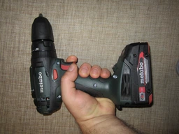 Акумуляторний ударний шуруповерт Metabo SB 18 + 2 акб 18 V 2 Ah + з/у SC 60 Plus + кейс (602245560)