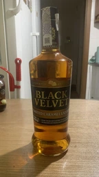 Виски Black Velvet Toasted Caramel 1 л 35% (096749003266) фото от покупателей 3