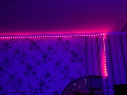 Влагозащитная светодиодная LED SMD 5050 лента 4.5 м Diode strip RGB MAX с самым высоким уровнем яркости с углом свечения 120° + ПУЛЬТ (20102188)