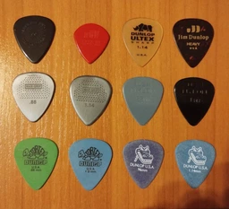 Медиаторы Dunlop PVP102 Pick Variety Pack Medium/Heavy (12 шт.) фото от покупателей 4