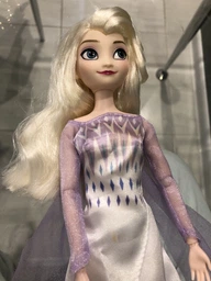 Классическая кукла Disney королева Эльза (Elsa) Frozen Дисней фото от покупателей 1