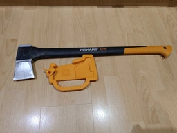 Топор-колун Fiskars Х21 L (1015642/122473) фото от покупателей 4